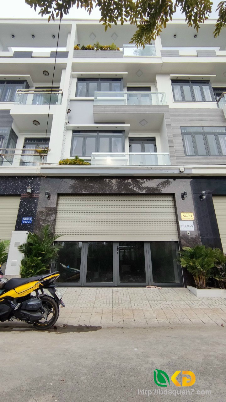 Nhà phố sang trọng 3 lầu ST đường 8m khu dân cư Anh Tuấn GRS Huỳnh Tấn Phát .