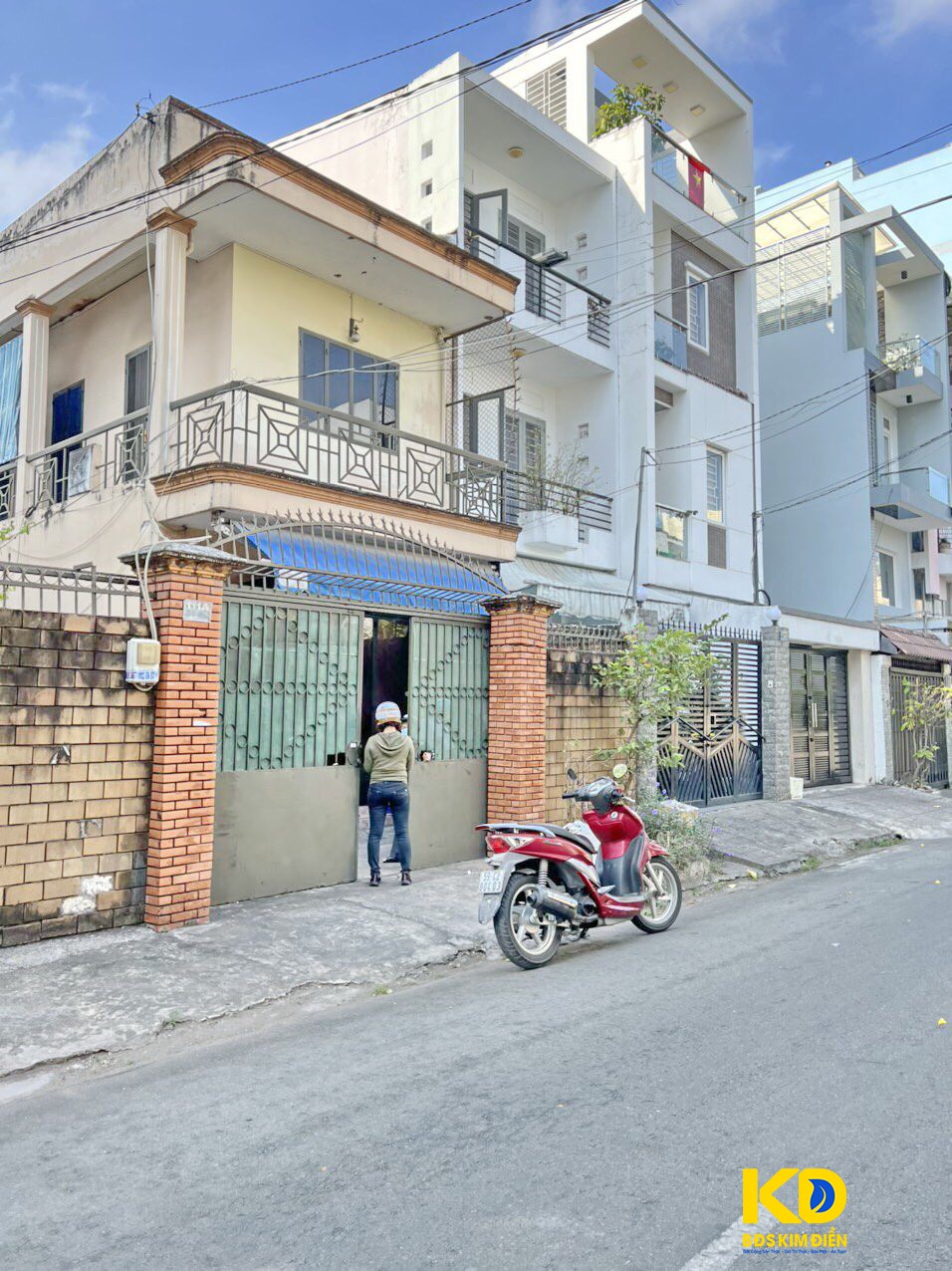 Bán nhà mặt tiền đường số 49, Phường Tân Quy, Quận 7.