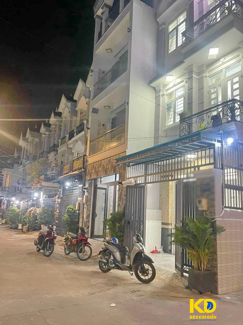 Bán nhà hai mặt tiền hẻm 7m số 2279 Huỳnh Tấn Phát thị trấn Nhà Bè.