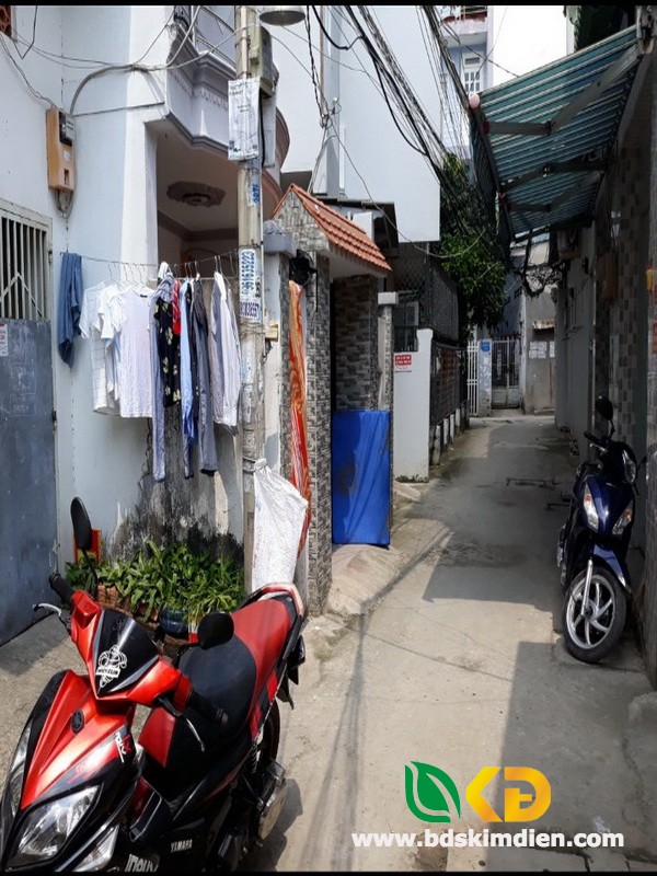 Bán nhà cấp 4 hẻm 88 Nguyễn Văn Quỳ phường Phú Thuận quận 7.