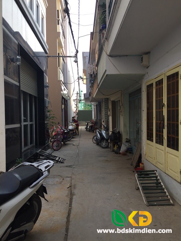 Bán nhà nhỏ giấy tay hẻm xe hơi 1135 Huỳnh Tấn Phát Quận 7